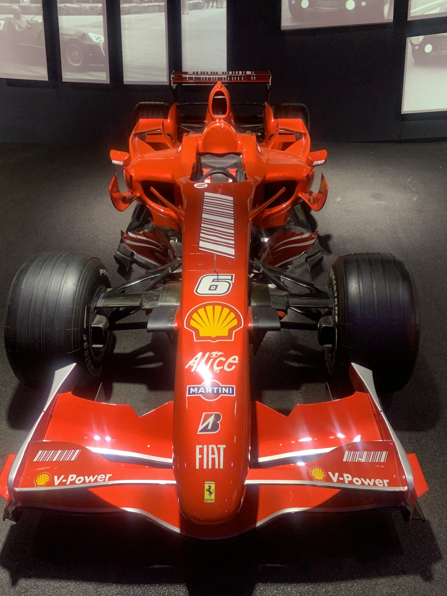 Una Ferrari di Formula 1 esposta al Museo Ferrari
